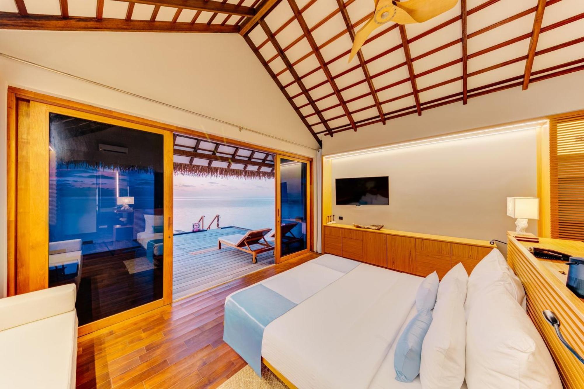 Cinnamon Velifushi Maldives Aarah Island Dış mekan fotoğraf Water villa bedroom